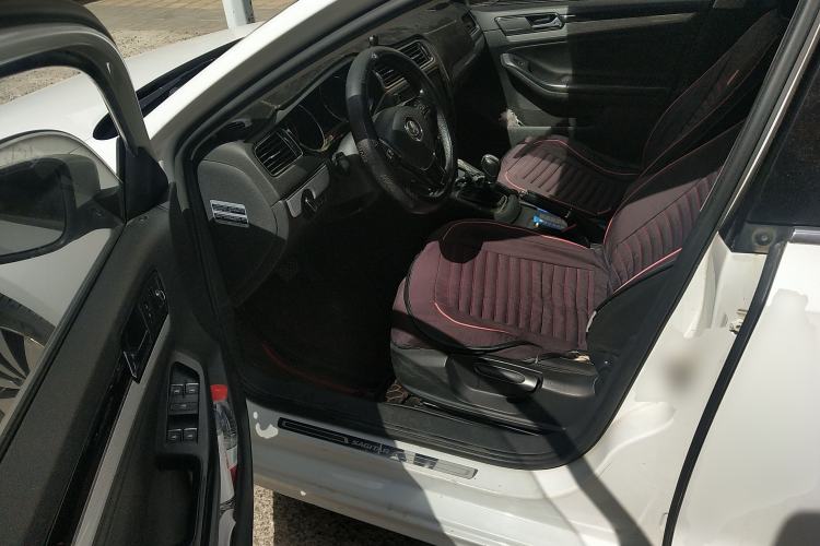 Used Volkswagen Sagitar 2017 1.6L Automatic Comfort Model Driver Seat