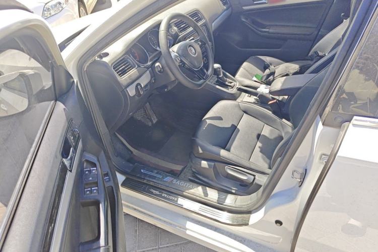 Used Volkswagen Sagitar 2017 1.6L Automatic Comfort Model Driver Seat