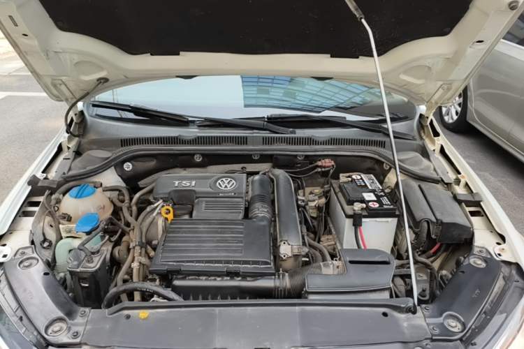 Used Volkswagen Sagitar 2017 230TSI Automatic Comfort Version Engine Bay