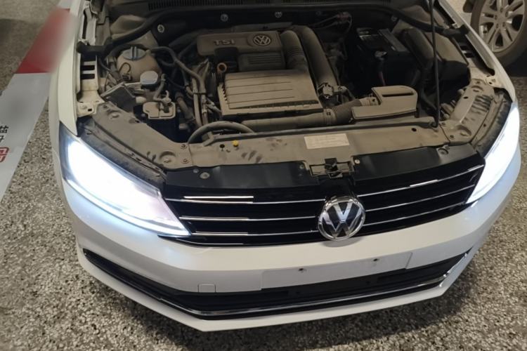 Used Volkswagen Sagitar 2017 230TSI Automatic Comfort Version Engine Bay