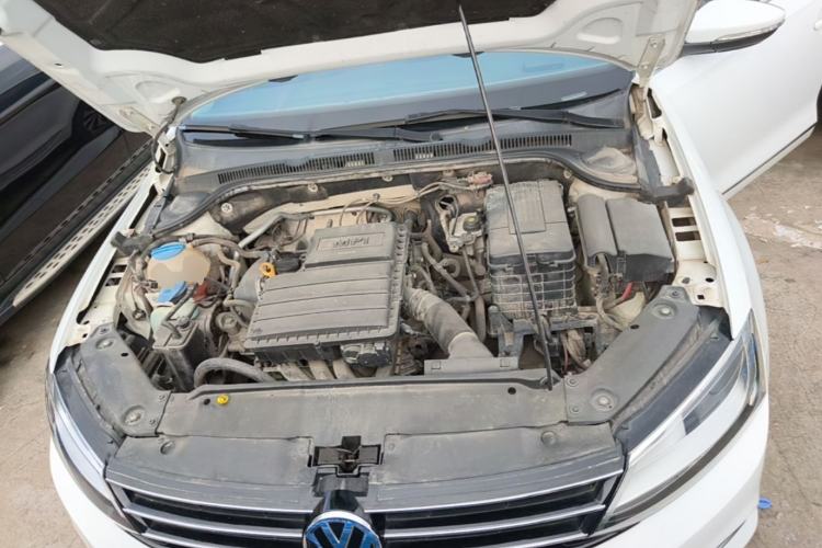 Used Volkswagen Sagitar 2017 1.6L Automatic Comfort Model Engine Bay
