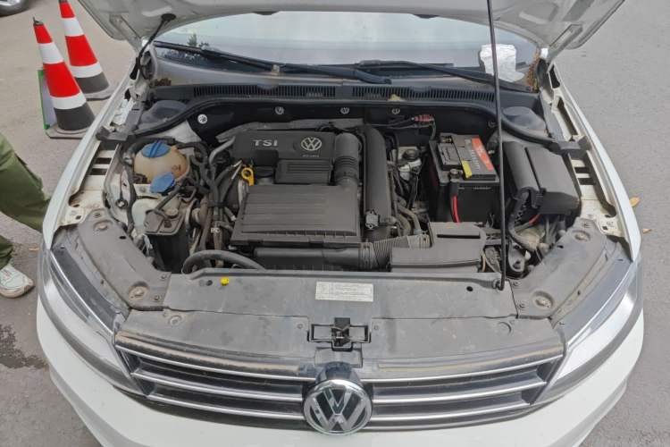 Used Volkswagen Sagitar 2017 230TSI Automatic Comfort Version Engine Bay