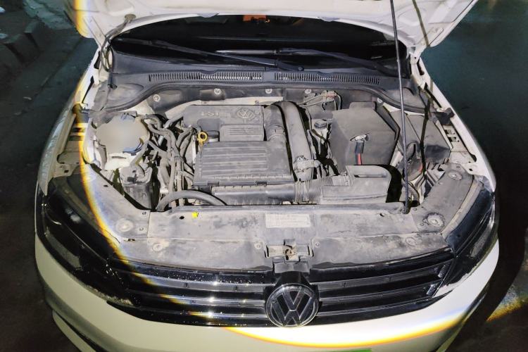 Used Volkswagen Sagitar 2017 230TSI Manual Luxury Model Engine Bay