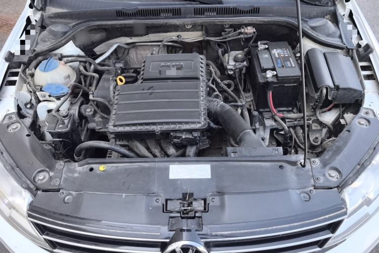 Used Volkswagen Sagitar 2017 1.6L Automatic Comfort Model Engine Bay