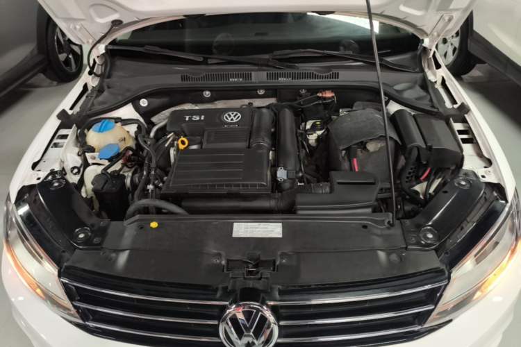 Used Volkswagen Sagitar 2017 230TSI Automatic Comfort Version Engine Bay