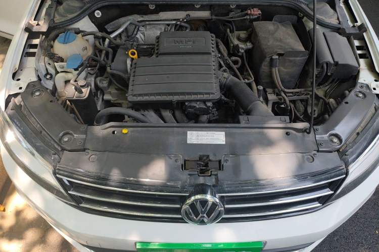 Used Volkswagen Sagitar 2017 1.6L Automatic Comfort Model Engine Bay