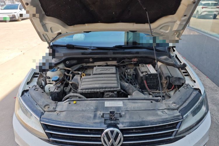 Used Volkswagen Sagitar 2017 1.6L Automatic Fashion Model Engine Bay