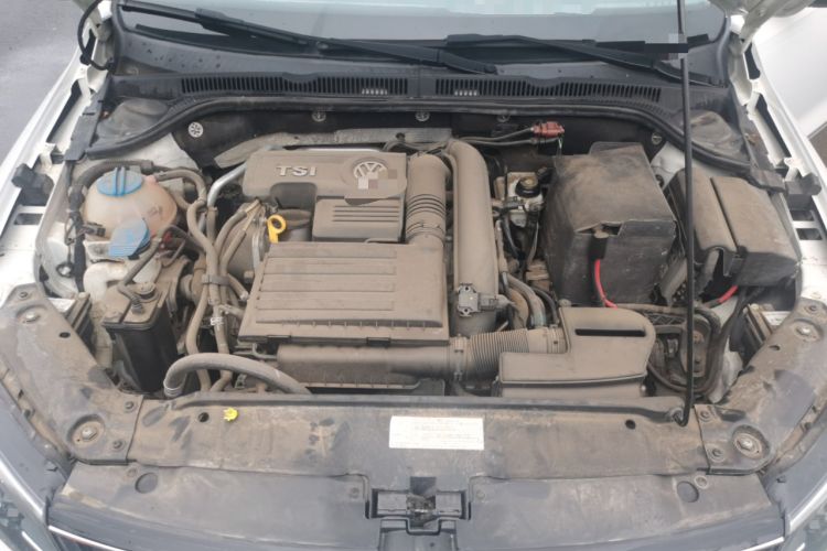 Used Volkswagen Sagitar 2017 230TSI Automatic Luxury Edition Engine Bay