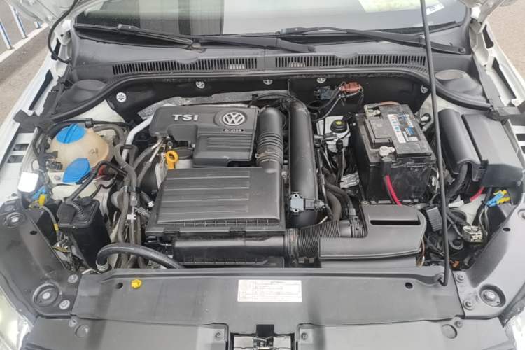 Used Volkswagen Sagitar 2017 230TSI Automatic Comfort Version Engine Bay