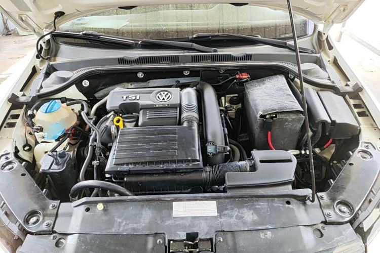 Used Volkswagen Sagitar 2017 180TSI Automatic Leading Model Engine Bay