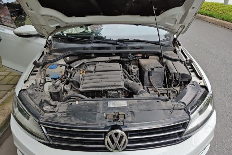 Used Volkswagen Sagitar 2017 1.6L Automatic Comfort Model Engine Bay