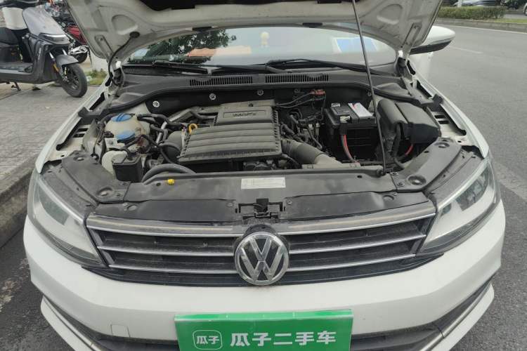 Used Volkswagen Sagitar 2017 1.6L Automatic Comfort Model Engine Bay