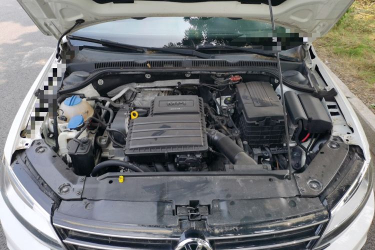 Used Volkswagen Sagitar 2017 1.6L Automatic Comfort Model Engine Bay