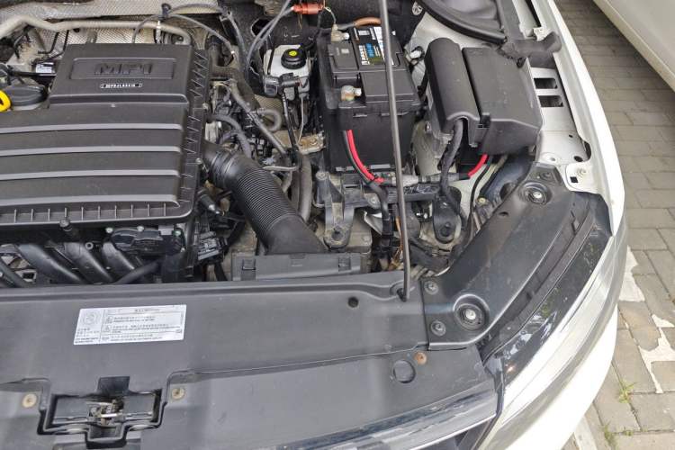 Used Volkswagen Sagitar 2017 1.6L Automatic Comfort Model Engine Bay Left