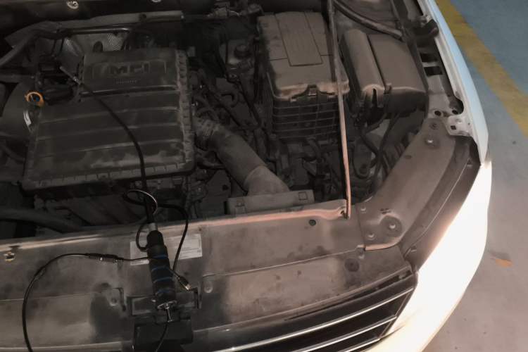 Used Volkswagen Sagitar 2017 1.6L Automatic Comfort Model Engine Bay Left
