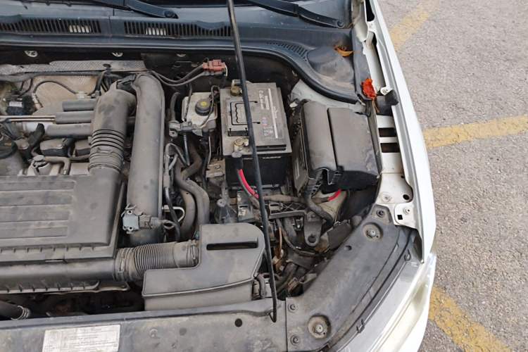 Used Volkswagen Sagitar 2017 230TSI Automatic Comfort Version Engine Bay Left