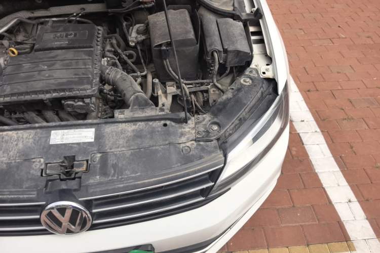 Used Volkswagen Sagitar 2017 1.6L Automatic Comfort Model Engine Bay Left