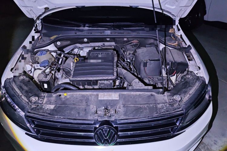 Used Volkswagen Sagitar 2017 1.6L Automatic Comfort Model Engine Bay Left