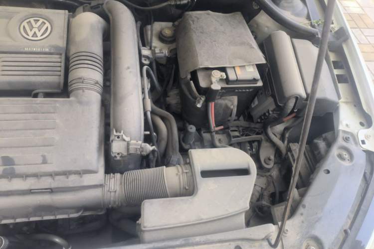 Used Volkswagen Sagitar 2017 230TSI Automatic Comfort Version Engine Bay Left