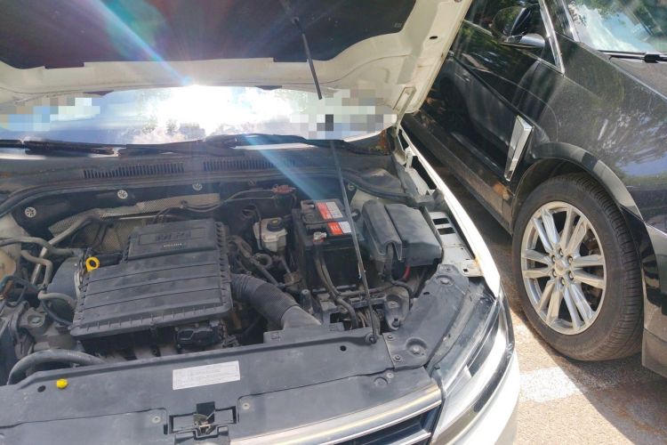 Used Volkswagen Sagitar 2017 1.6L Manual Comfort Model Engine Bay Left