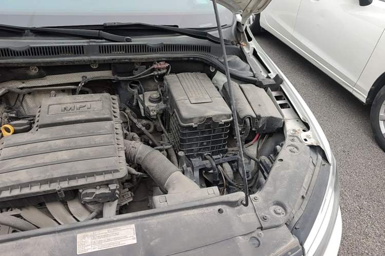 Used Volkswagen Sagitar 2017 1.6L Automatic Comfort Model Engine Bay Left