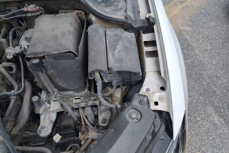 Used Volkswagen Sagitar 2017 1.6L Automatic Comfort Model Engine Bay Left