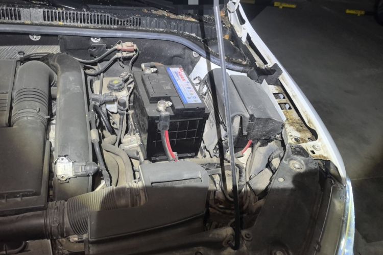 Used Volkswagen Sagitar 2017 230TSI Automatic Comfort Version Engine Bay Left
