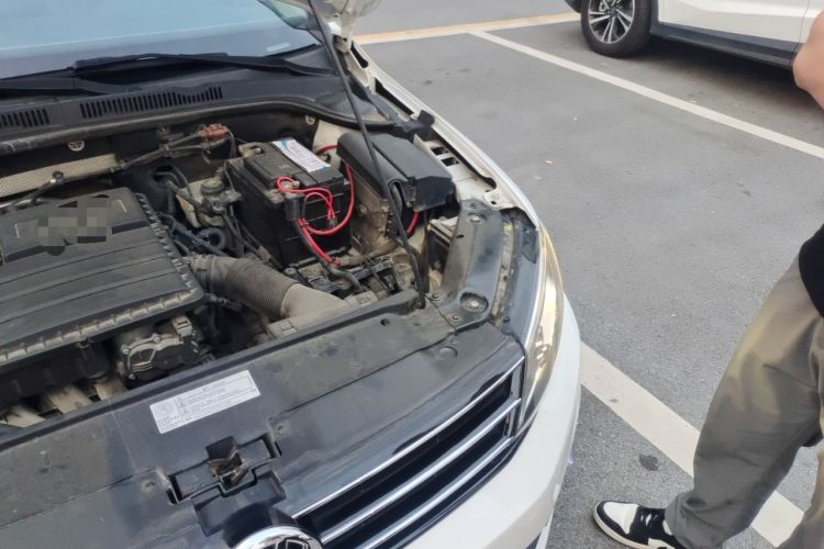 Used Volkswagen Sagitar 2017 1.6L Automatic Comfort Model Engine Bay Left