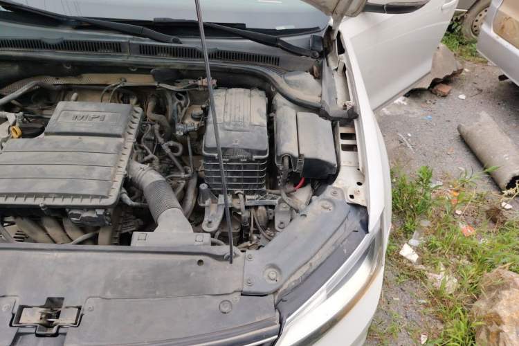 Used Volkswagen Sagitar 2017 1.6L Automatic Comfort Model Engine Bay Left