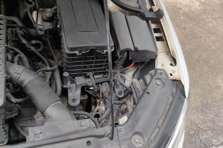 Used Volkswagen Sagitar 2017 1.6L Automatic Comfort Model Engine Bay Left