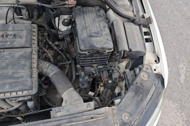 Used Volkswagen Sagitar 2017 1.6L Automatic Comfort Model Engine Bay Left