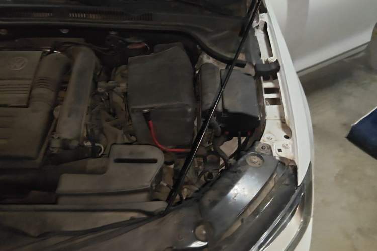 Used Volkswagen Sagitar 2017 180TSI Automatic Leading Model Engine Bay Left