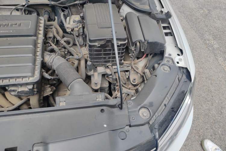 Used Volkswagen Sagitar 2017 1.6L Automatic Comfort Model Engine Bay Left