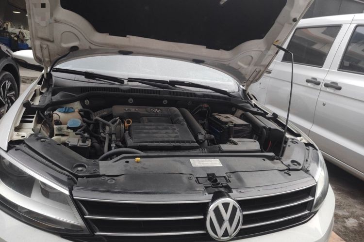 Used Volkswagen Sagitar 2017 230TSI Automatic Comfort Version Engine Bay