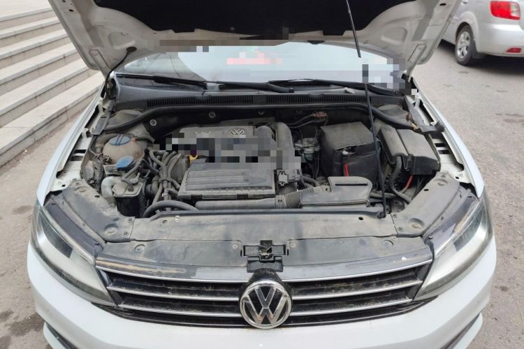Used Volkswagen Sagitar 2017 230TSI Automatic Luxury Edition Engine Bay