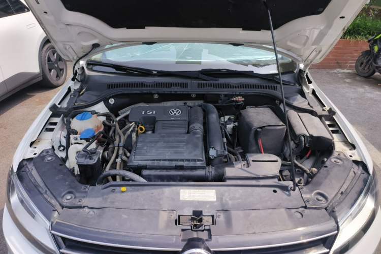 Used Volkswagen Sagitar 2017 230TSI Automatic Comfort Version Engine Bay