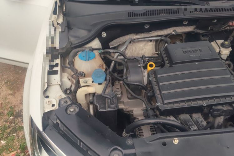 Used Volkswagen Sagitar 2017 1.6L Manual Comfort Model Engine Bay Right