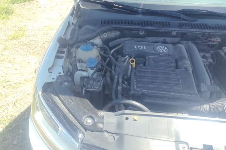 Used Volkswagen Sagitar 2017 230TSI Automatic Comfort Version Engine Bay Right