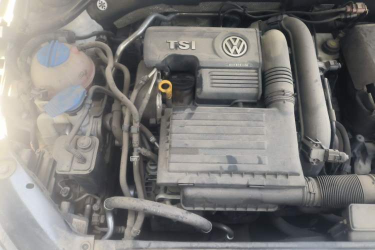 Used Volkswagen Sagitar 2017 230TSI Automatic Comfort Version Engine Bay Right