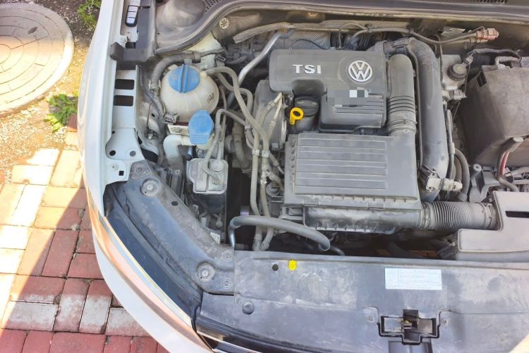 Used Volkswagen Sagitar 2017 230TSI Automatic Comfort Version Engine Bay Right
