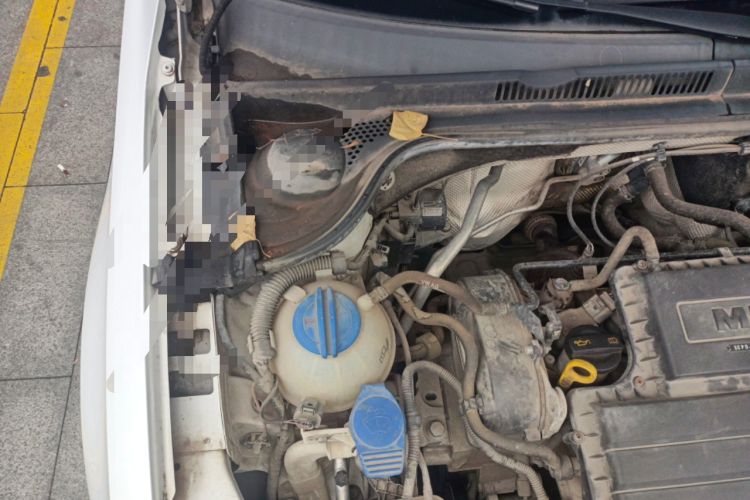 Used Volkswagen Sagitar 2017 1.6L Manual Comfort Model Engine Bay Right