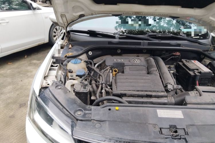Used Volkswagen Sagitar 2017 230TSI Automatic Comfort Version Engine Bay Right
