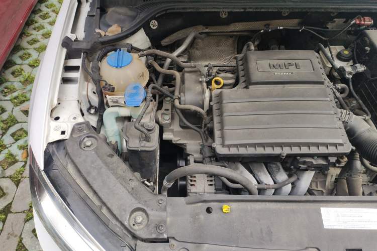 Used Volkswagen Sagitar 2017 1.6L Automatic Comfort Model Engine Bay Right