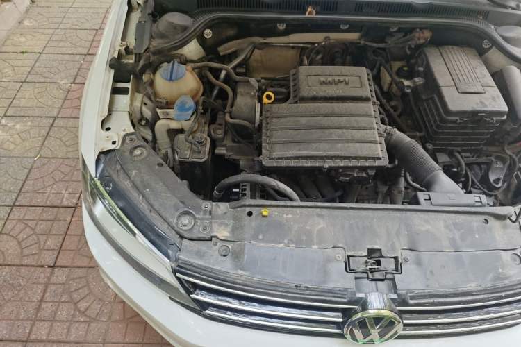 Used Volkswagen Sagitar 2017 1.6L Automatic Comfort Model Engine Bay Right