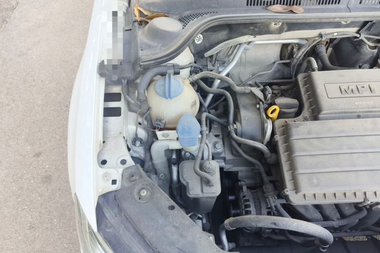 Used Volkswagen Sagitar 2017 1.6L Manual Comfort Model Engine Bay Right