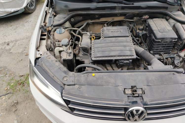 Used Volkswagen Sagitar 2017 1.6L Automatic Comfort Model Engine Bay Right