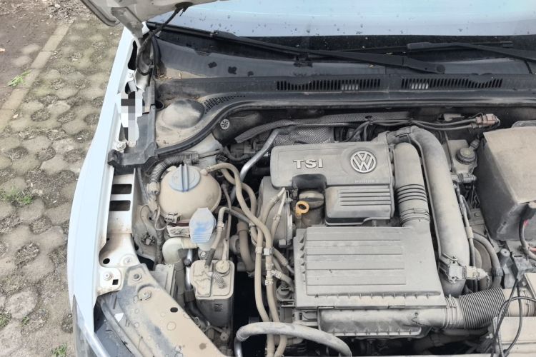 Used Volkswagen Sagitar 2017 230TSI Automatic Luxury Edition Engine Bay Right