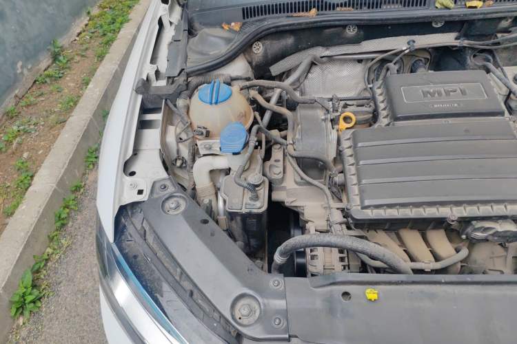 Used Volkswagen Sagitar 2017 1.6L Automatic Comfort Model Engine Bay Right