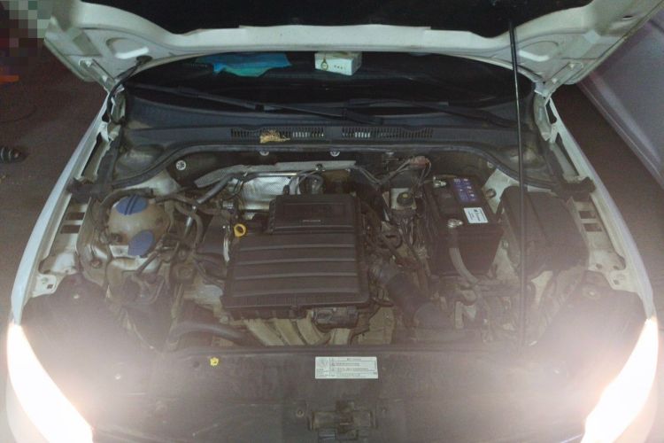 Used Volkswagen Sagitar 2017 1.6L Automatic Comfort Model Engine Bay