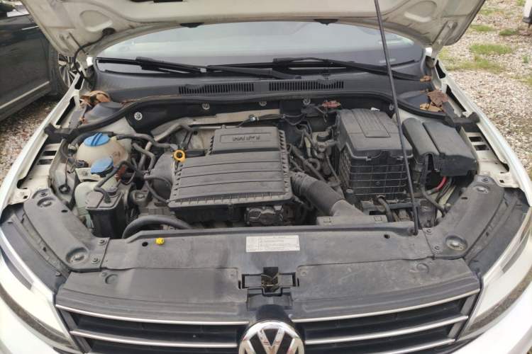 Used Volkswagen Sagitar 2017 1.6L Automatic Comfort Model Engine Bay